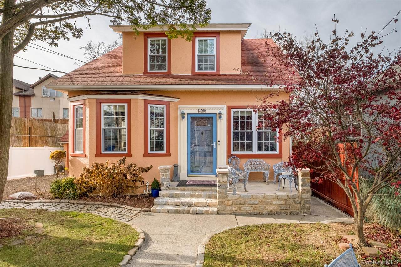 469 Minnieford Avenue - Photo 1