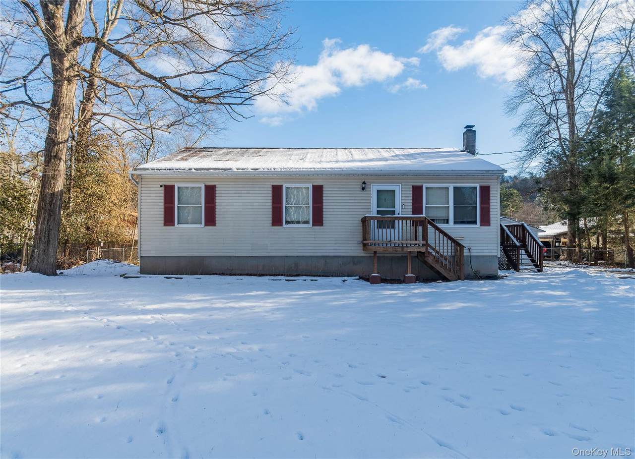 8 Fourth Street - Photo 1