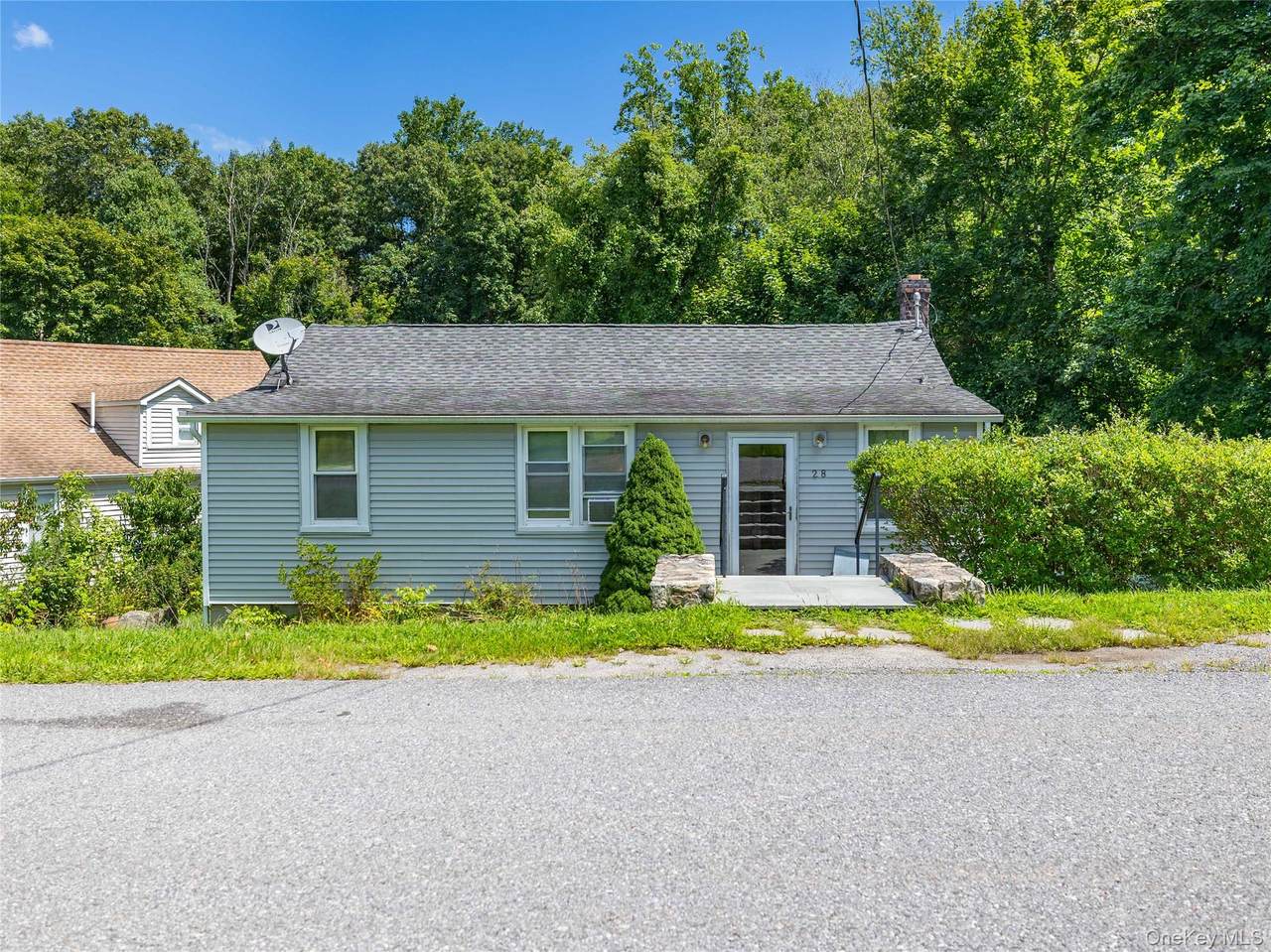 28 Brewster Drive - Photo 1