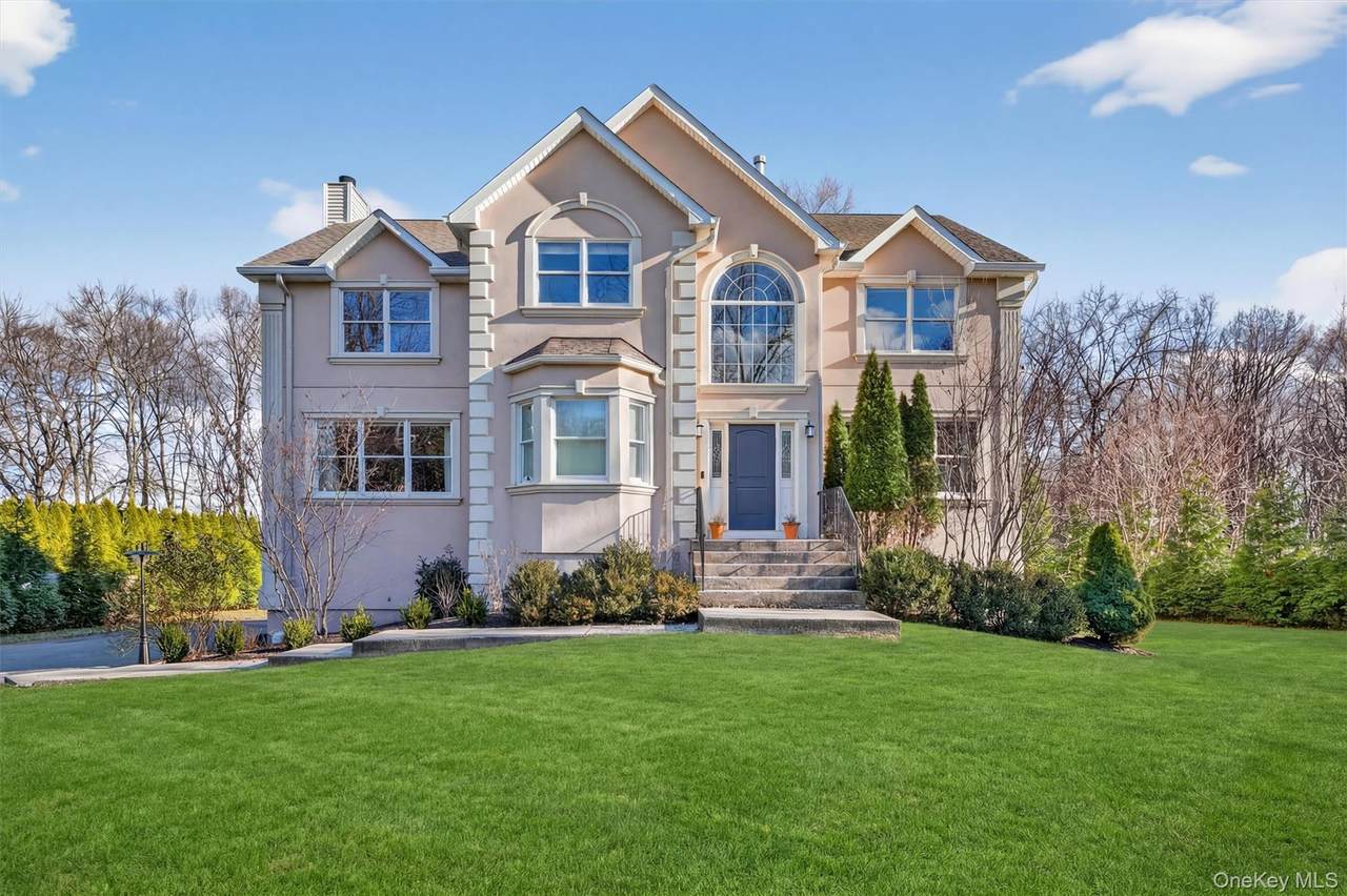 564 Route 304 - Photo 1