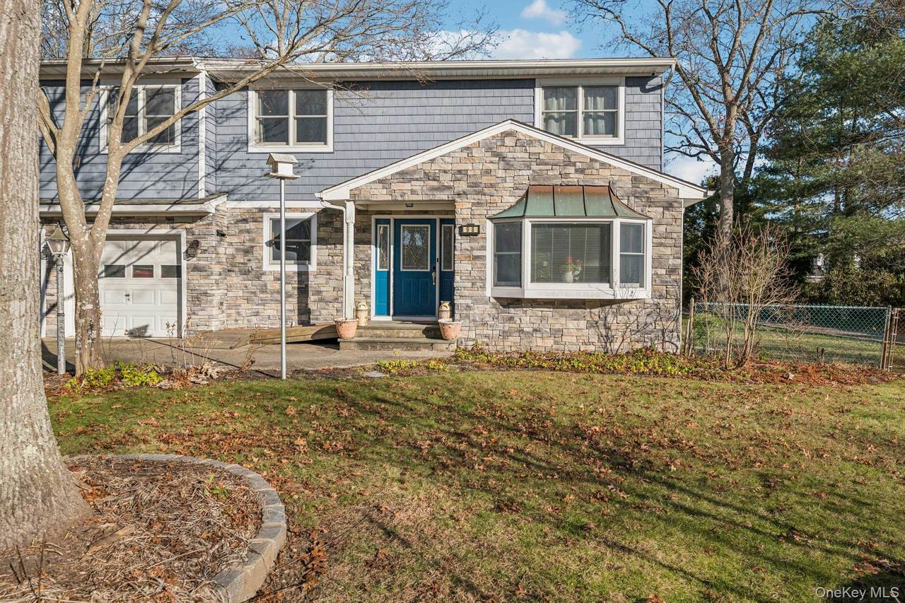 98 Auborn Avenue - Photo 1