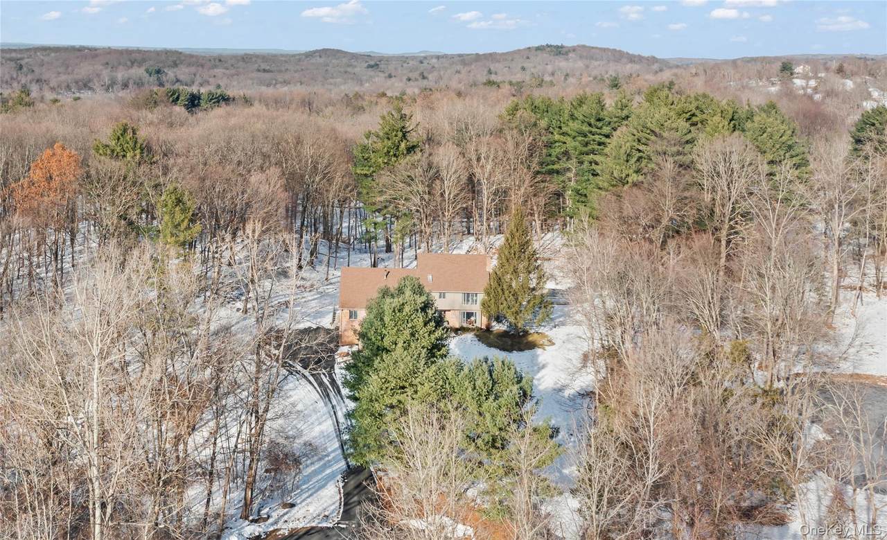 3 Lisa Court - Photo 1