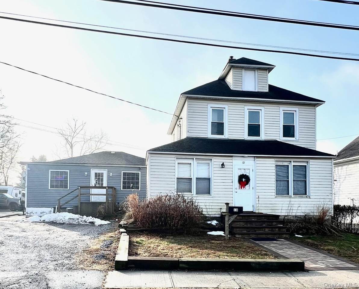 10 Hawley Avenue - Photo 1