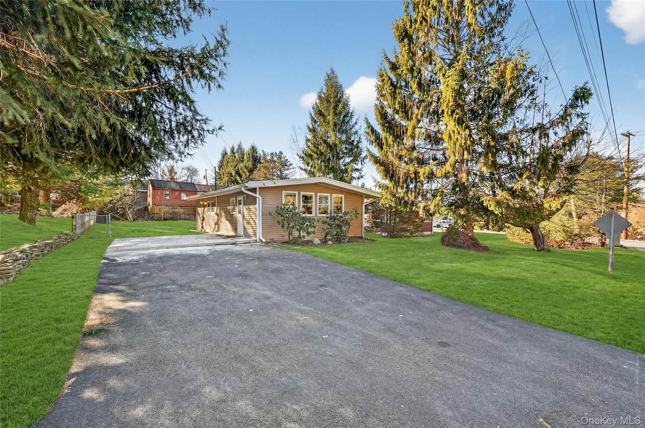 2 The Curve Road - Photo 1