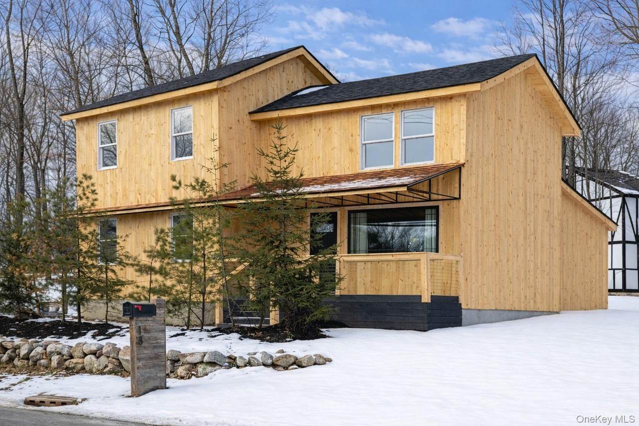 15 Phillips Street - Photo 1