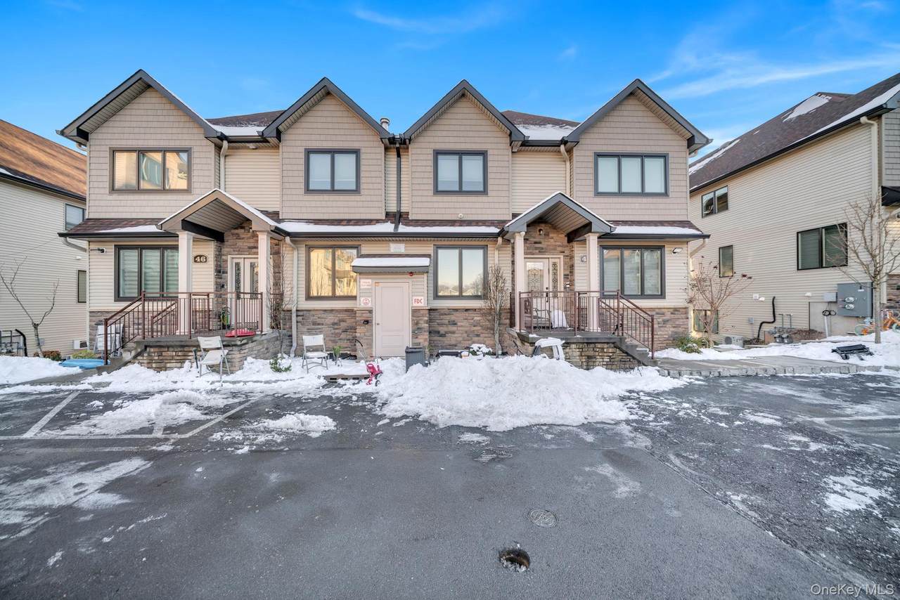 48 Garden Terrace - Photo 1