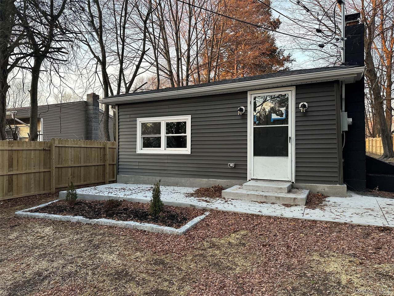 103 Sunrise Trail - Photo 1