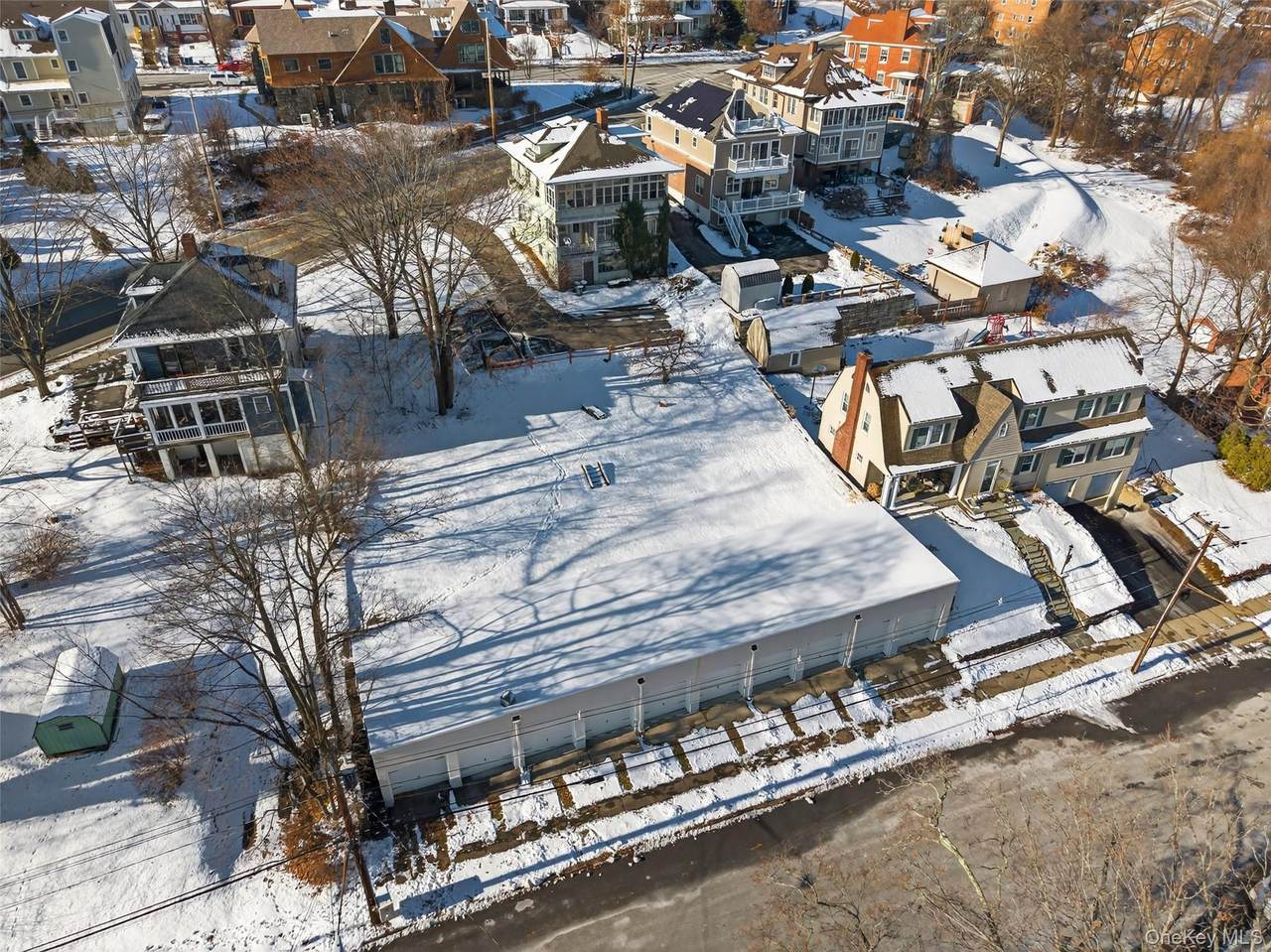 335 Montgomery Street - Photo 1