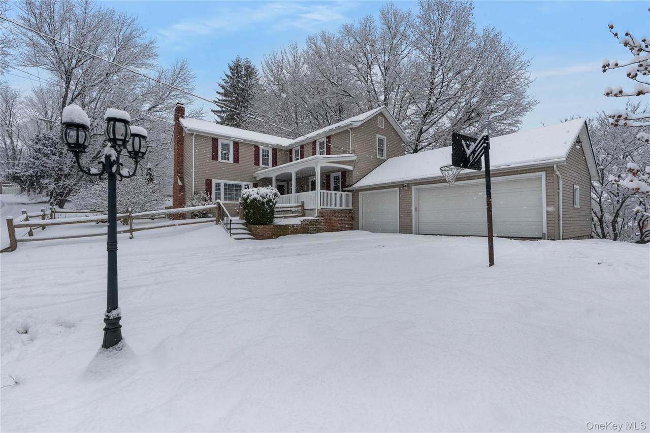 32 Dudley Lane - Photo 1