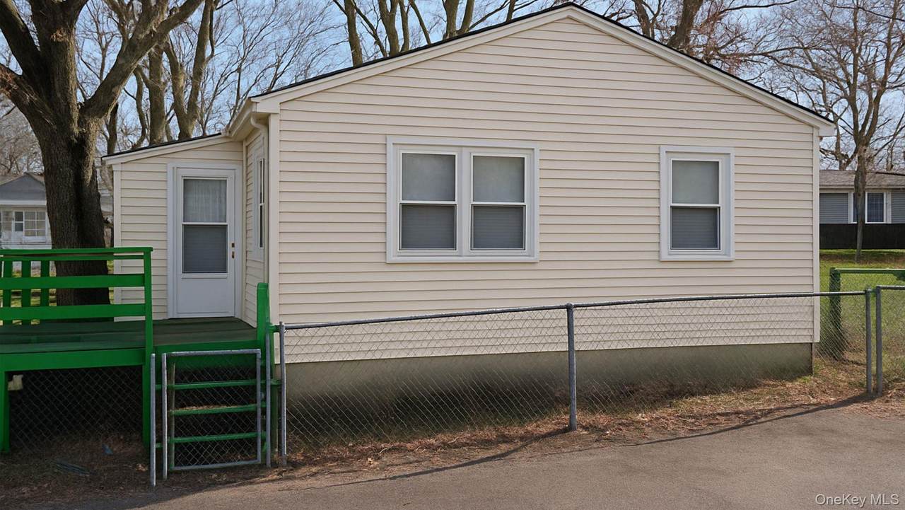 56 Woodcliff Trail - Photo 1