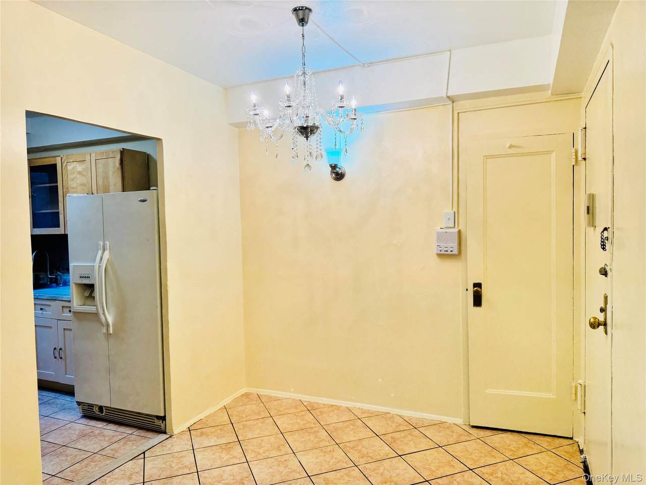 1591 Metropolitan Avenue - Photo 1