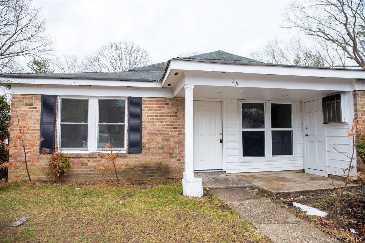 1 A Jamestown Court - Photo 1