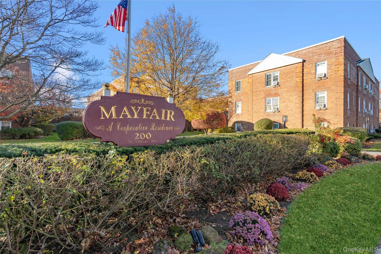 200 N. Village Avenue - Photo 1