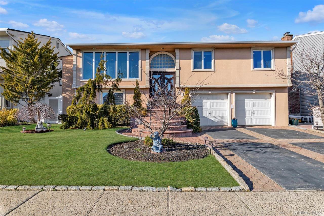 909 Gerry Avenue - Photo 1