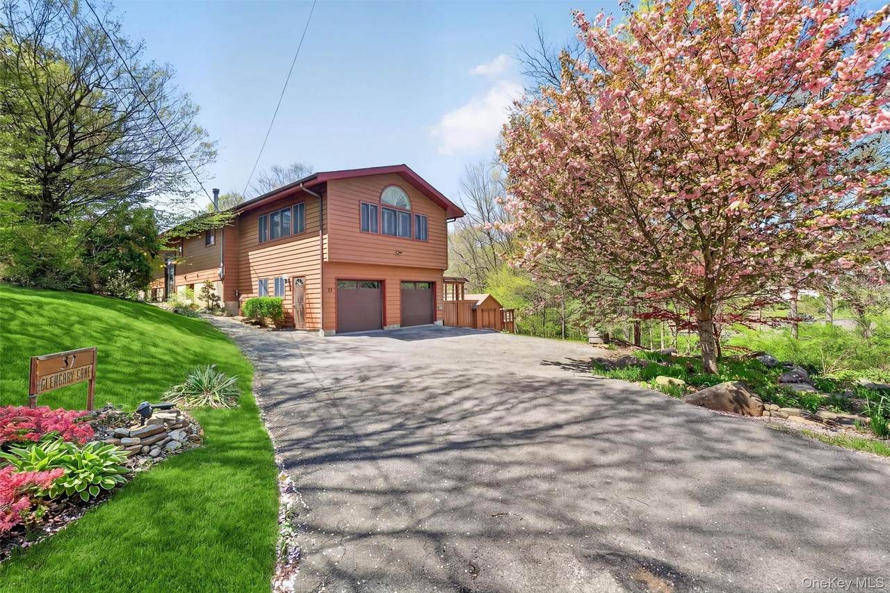 37 Glengary Lane - Photo 1