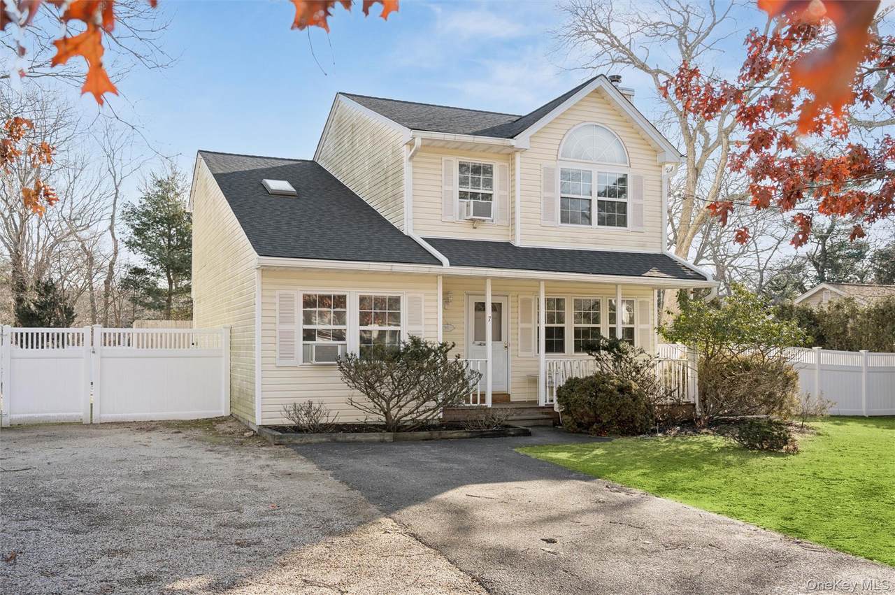7 Huckleberry Lane - Photo 1