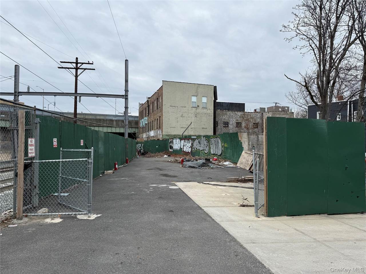 1601 Van Buren Street - Photo 1