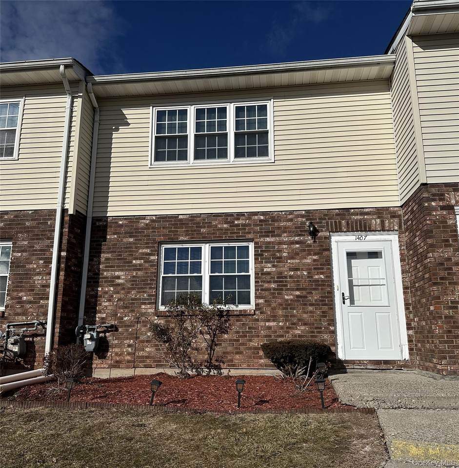 276 Temple Hill Road - Photo 1