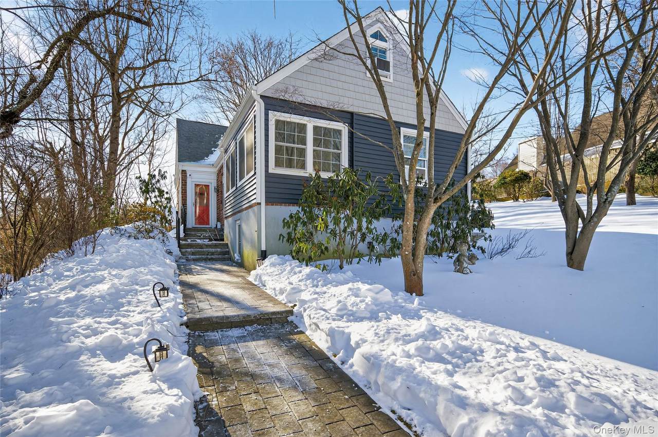 108 La Rue Drive - Photo 1