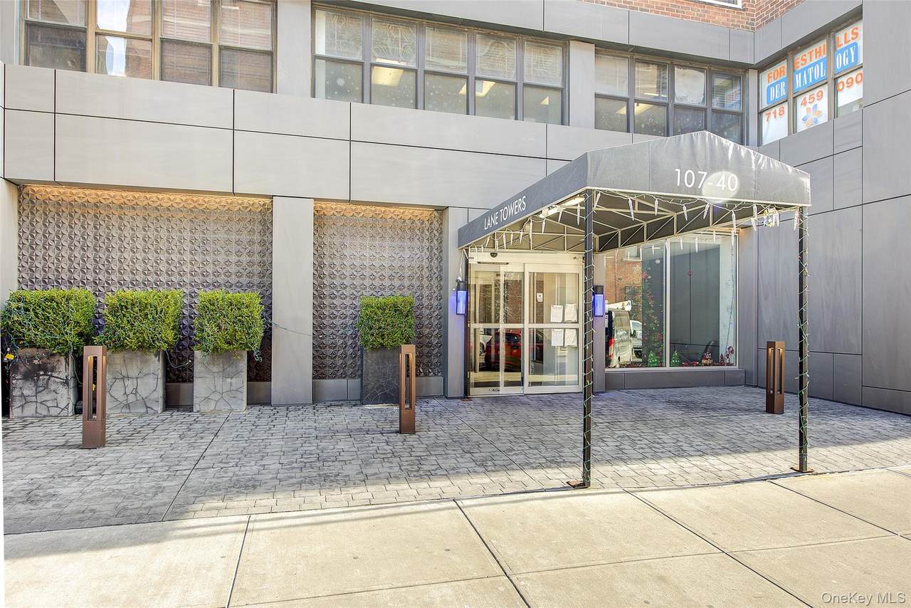 107-40 Queens Boulevard - Photo 1