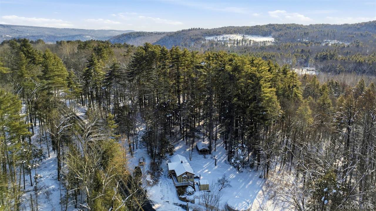 265 Oakland Valley Road - Photo 1