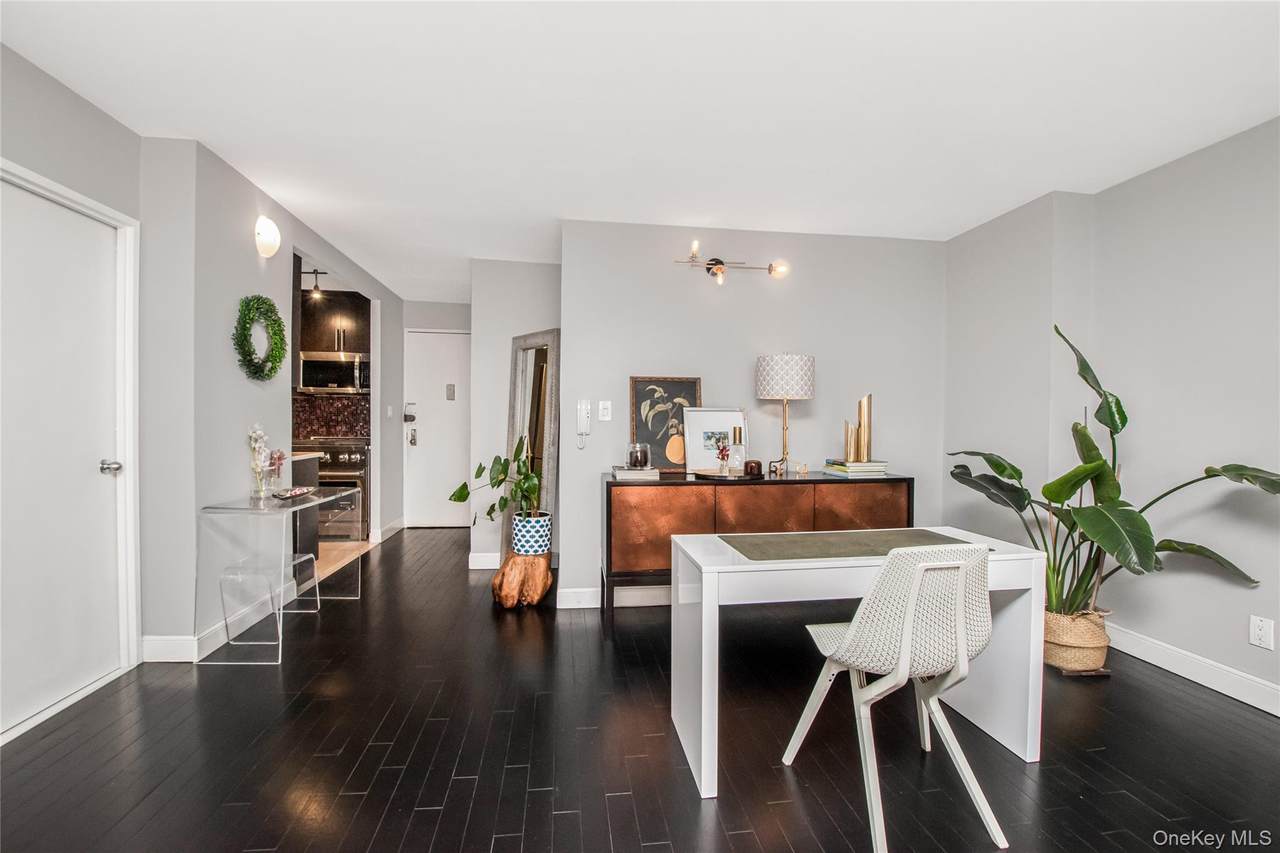 2287 Johnson Avenue - Photo 1