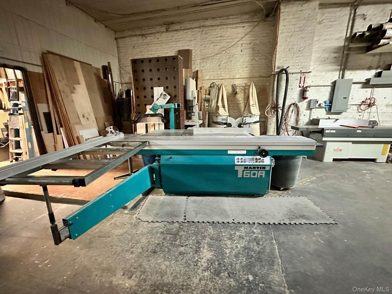 79 Georgia Avenue - Photo 1