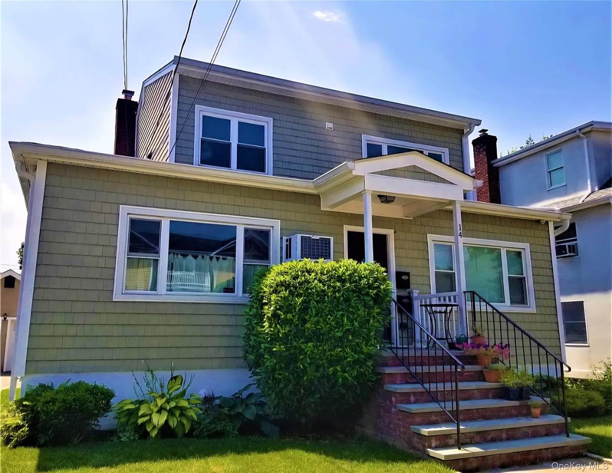 14 Franklin Avenue - Photo 1