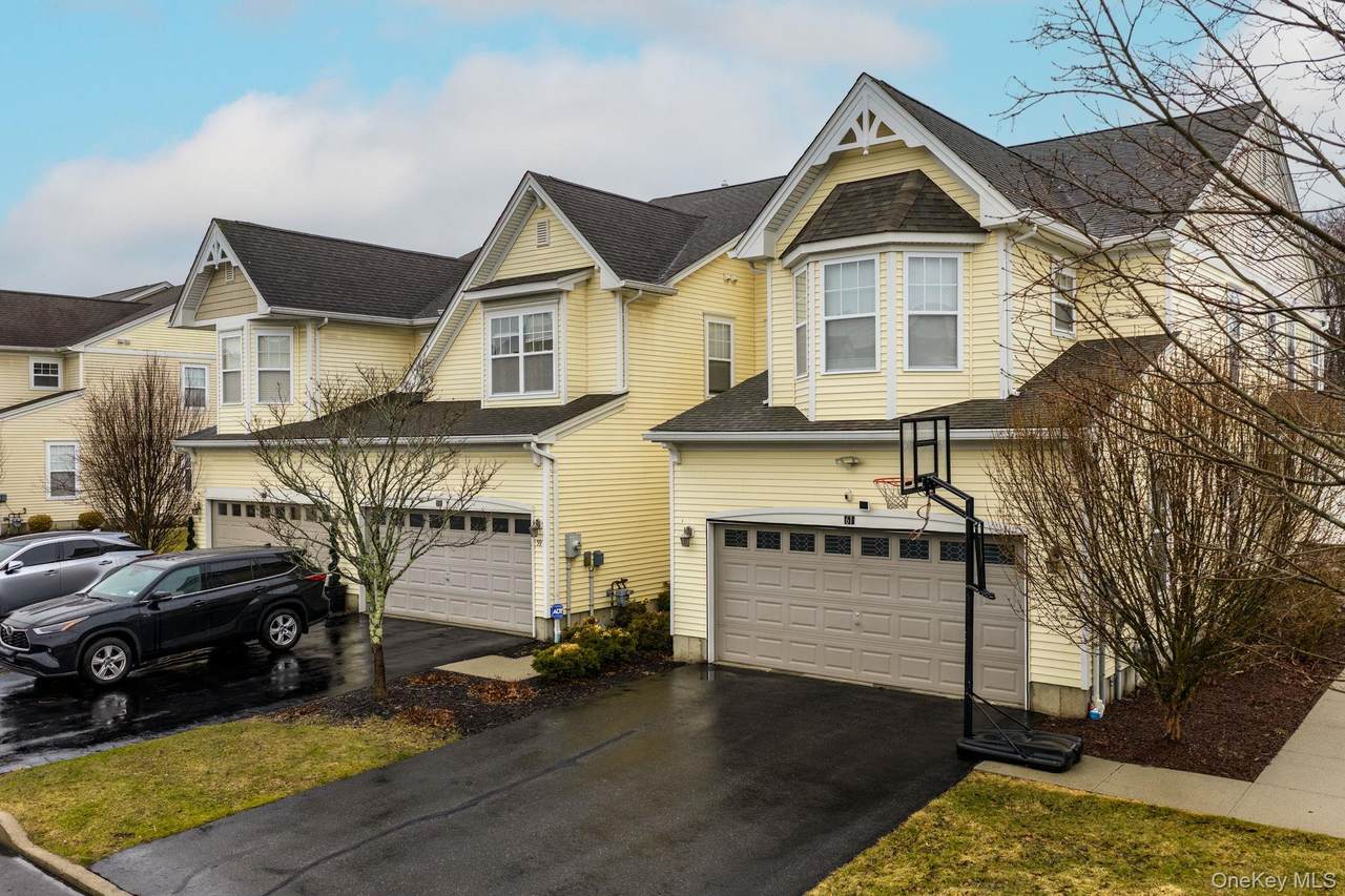 59 Woodside Knolls Drive - Photo 1