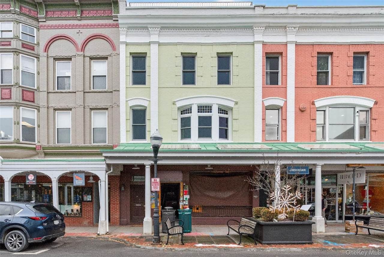 316 Wall Street - Photo 1