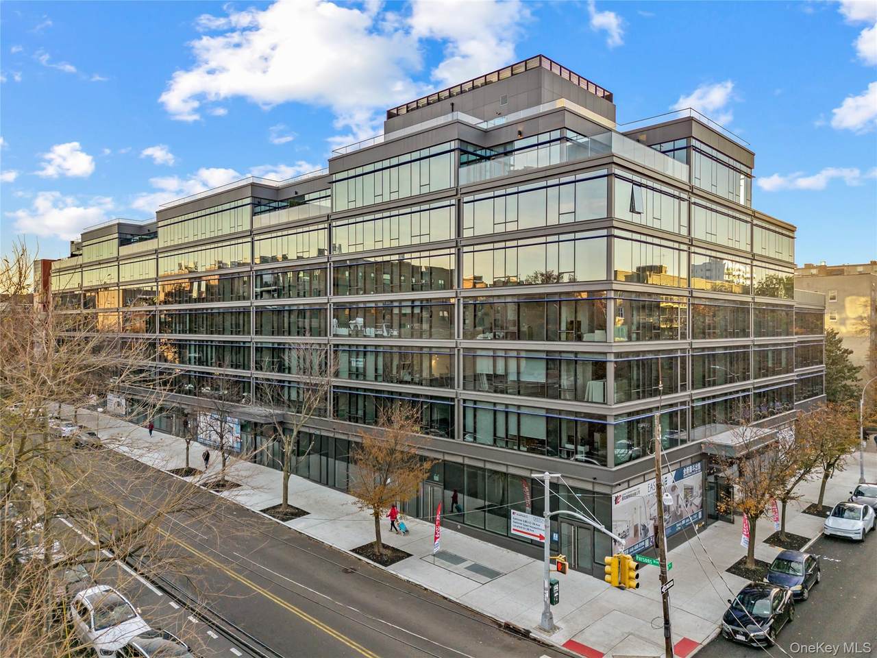 38-20 Parsons Boulevard - Photo 1