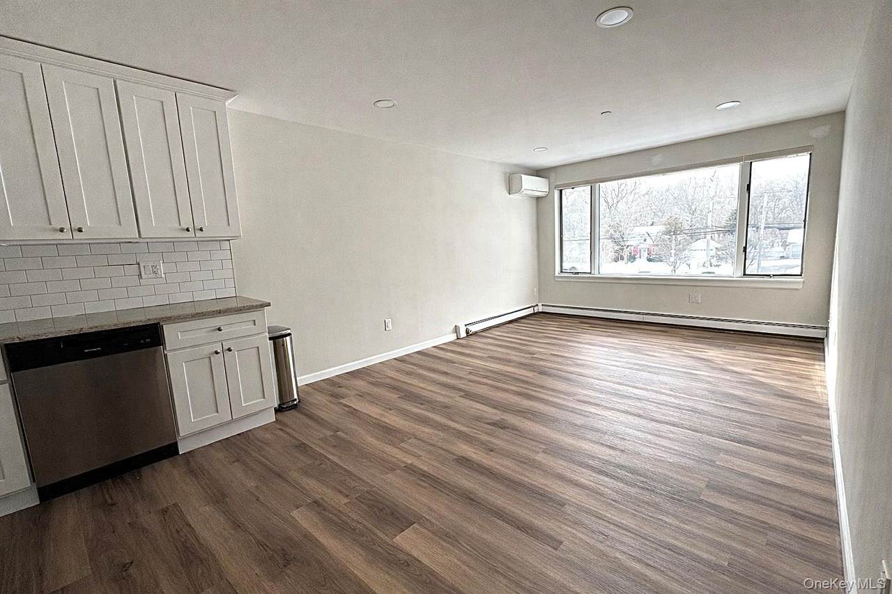 213 Lake Avenue - Photo 1