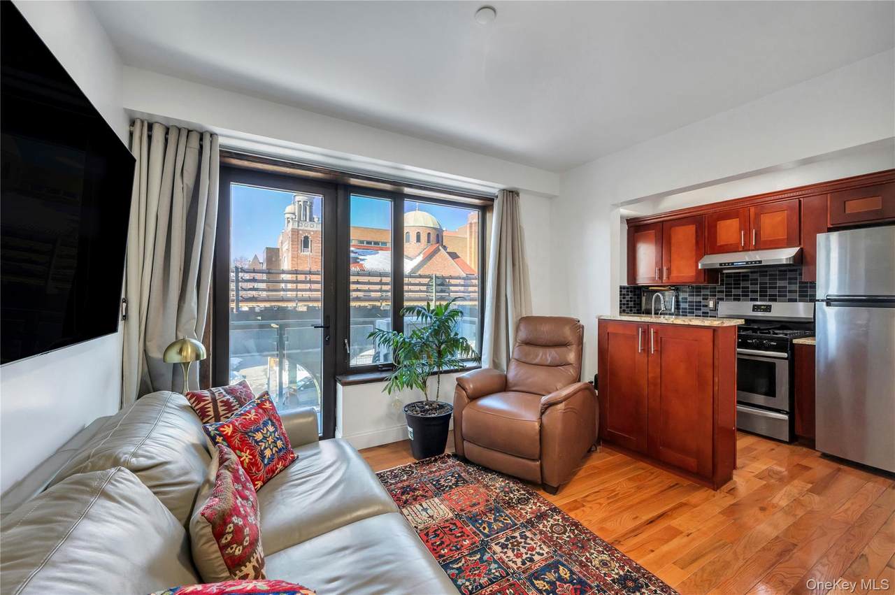 30-63 31st Street - Photo 1