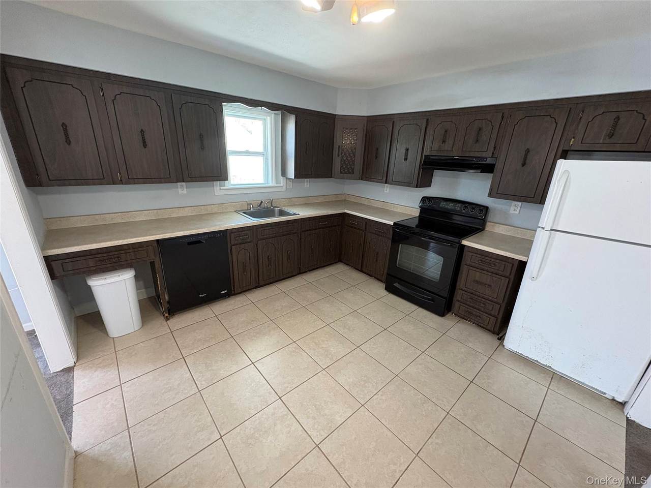 16 Linden Street - Photo 1