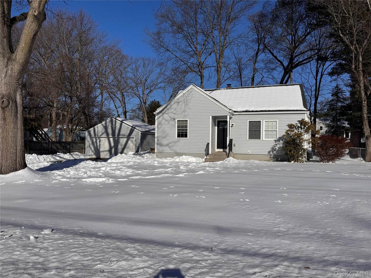 14 Fenner Lane - Photo 1