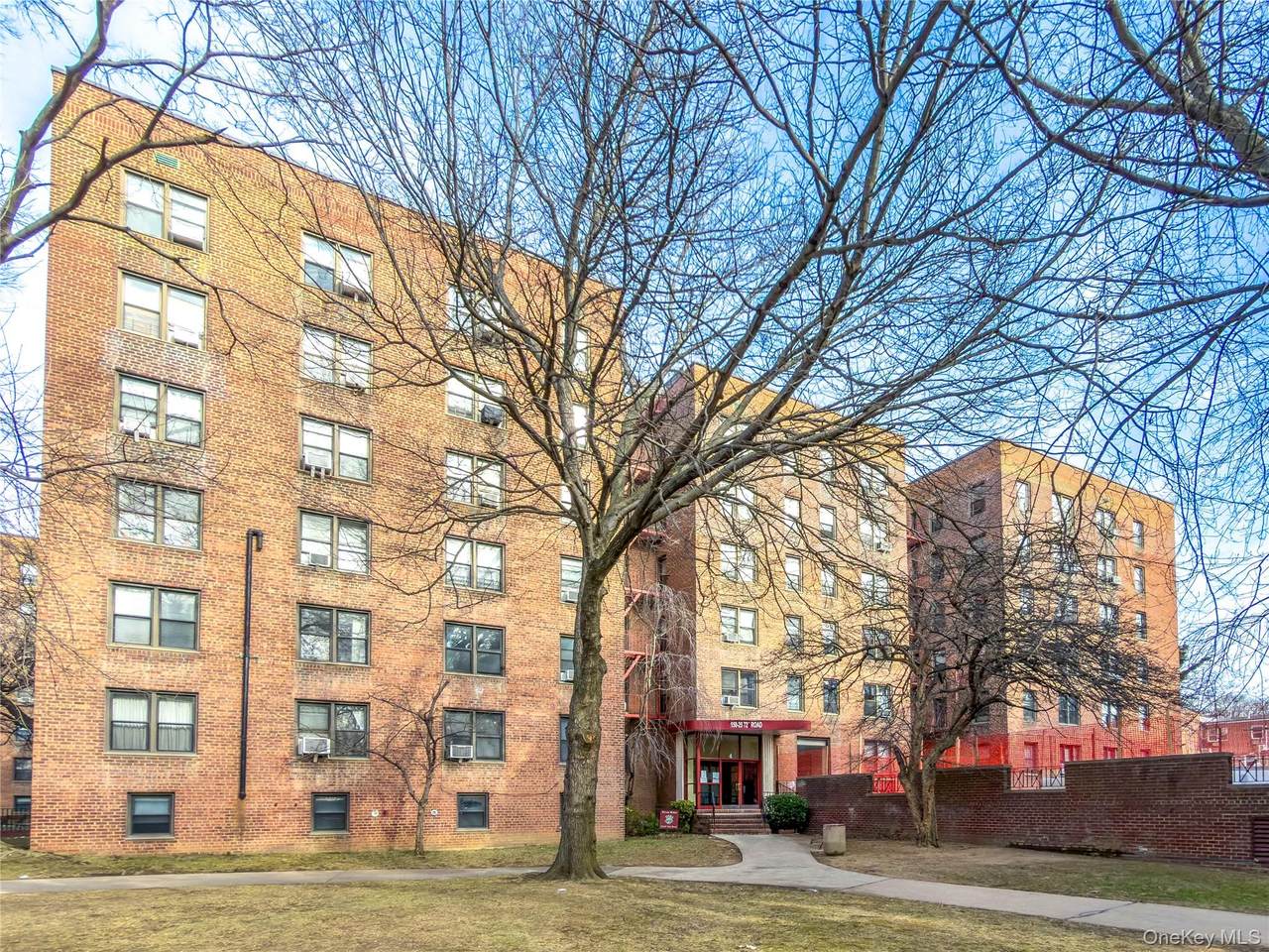 150-25 72 Road - Photo 1