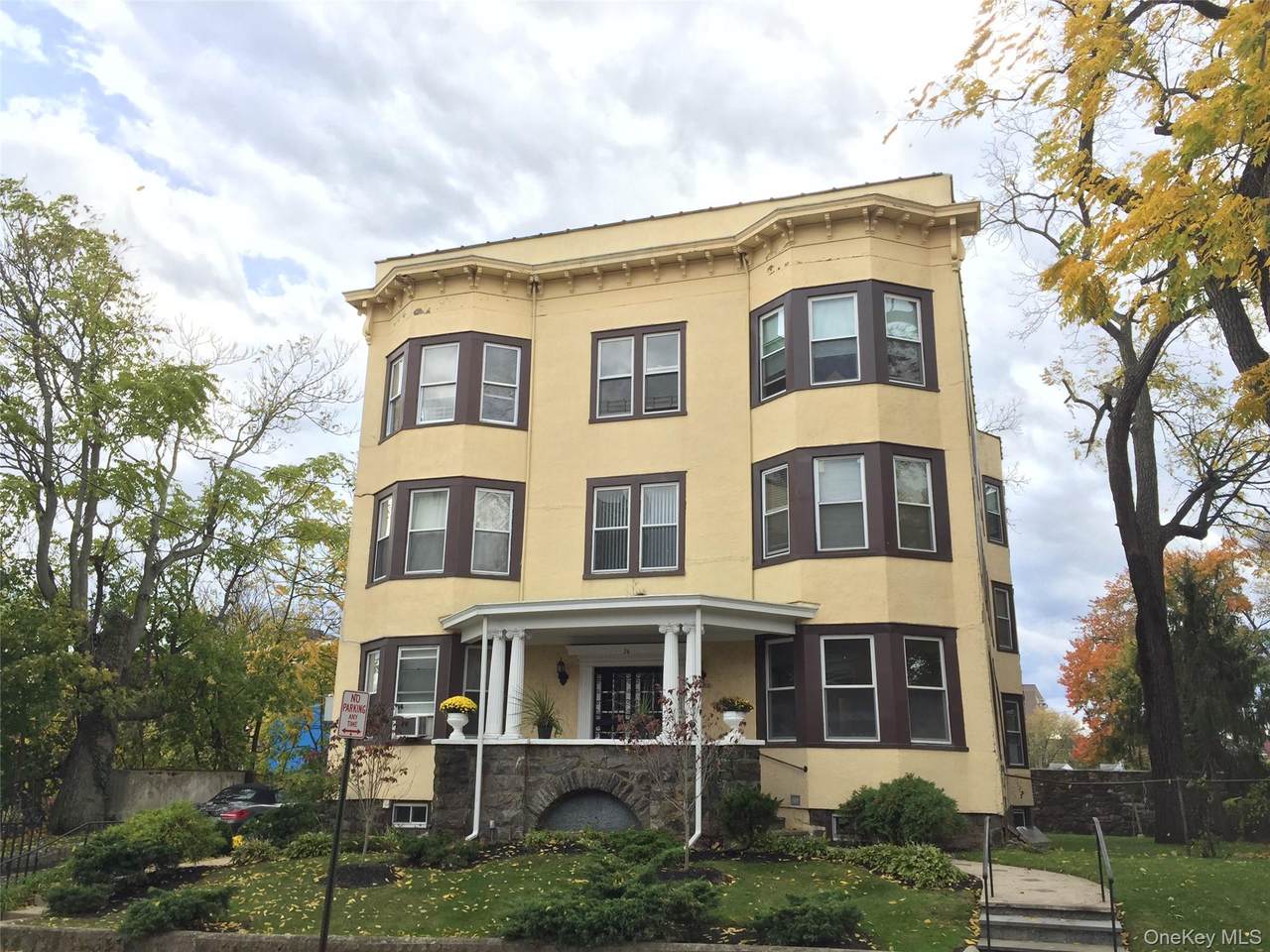 26 Coligni Avenue - Photo 1