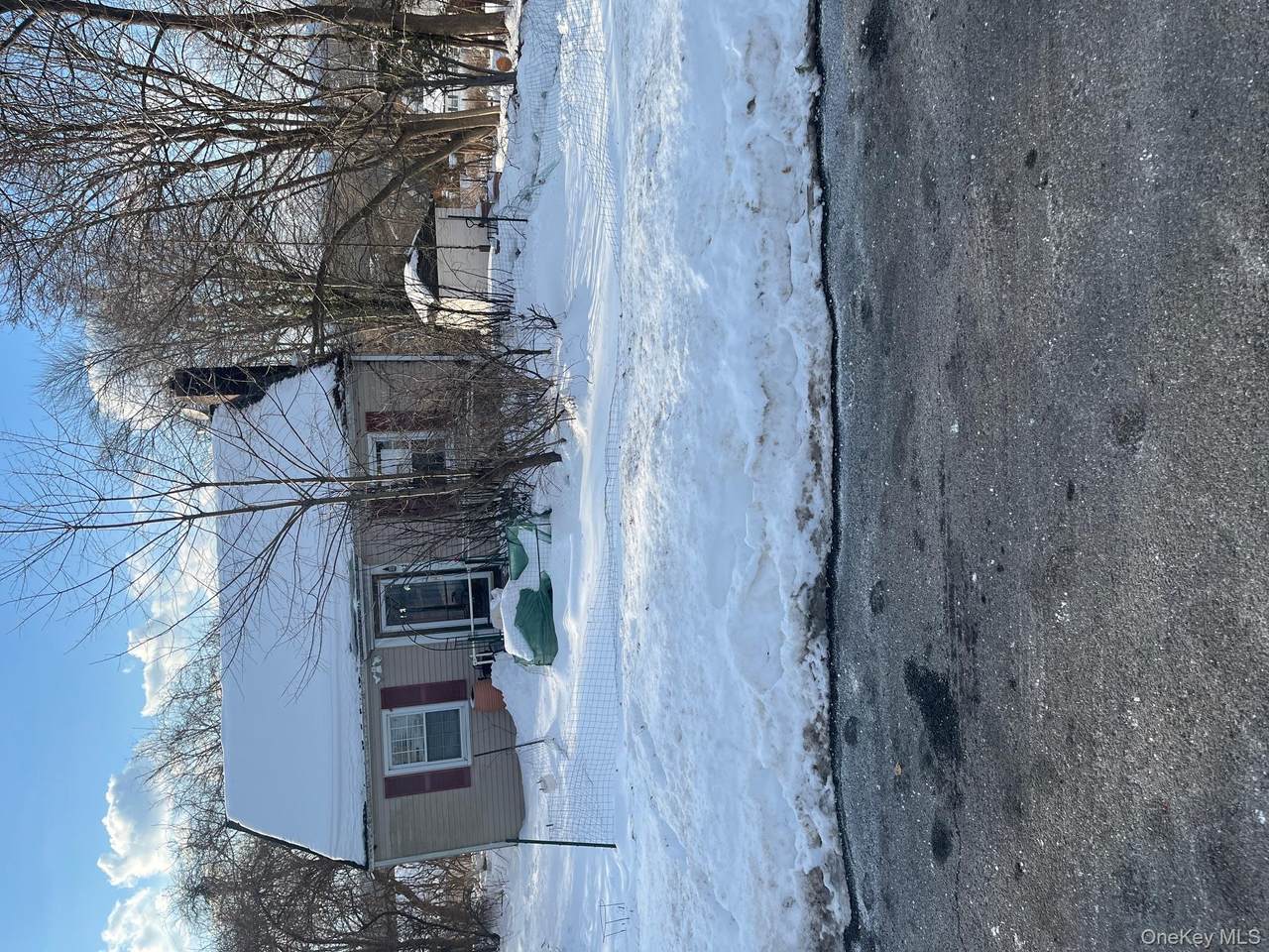 22 New York Avenue - Photo 1