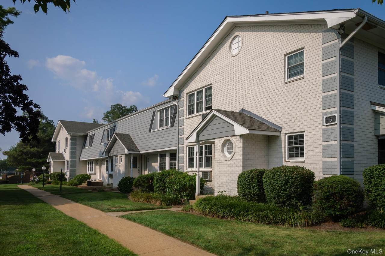 23 Weaver Drive - Photo 1