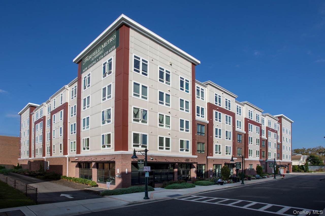 116 Searing Avenue - Photo 1