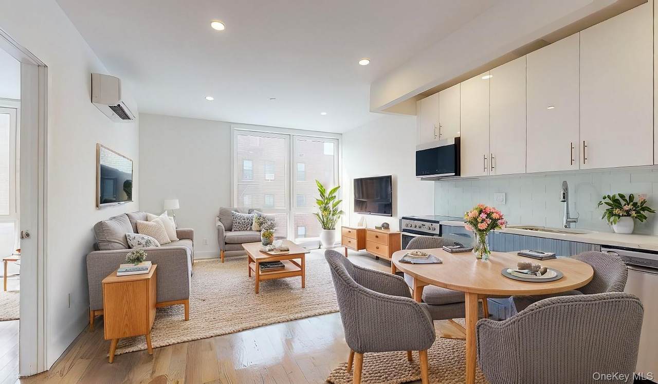 138-28 Queens Boulevard - Photo 1