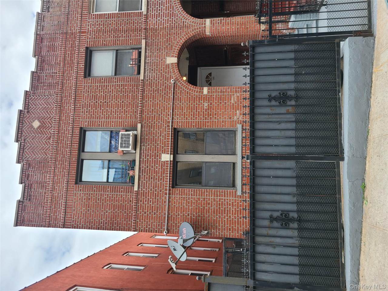 1309 Seneca Avenue - Photo 1