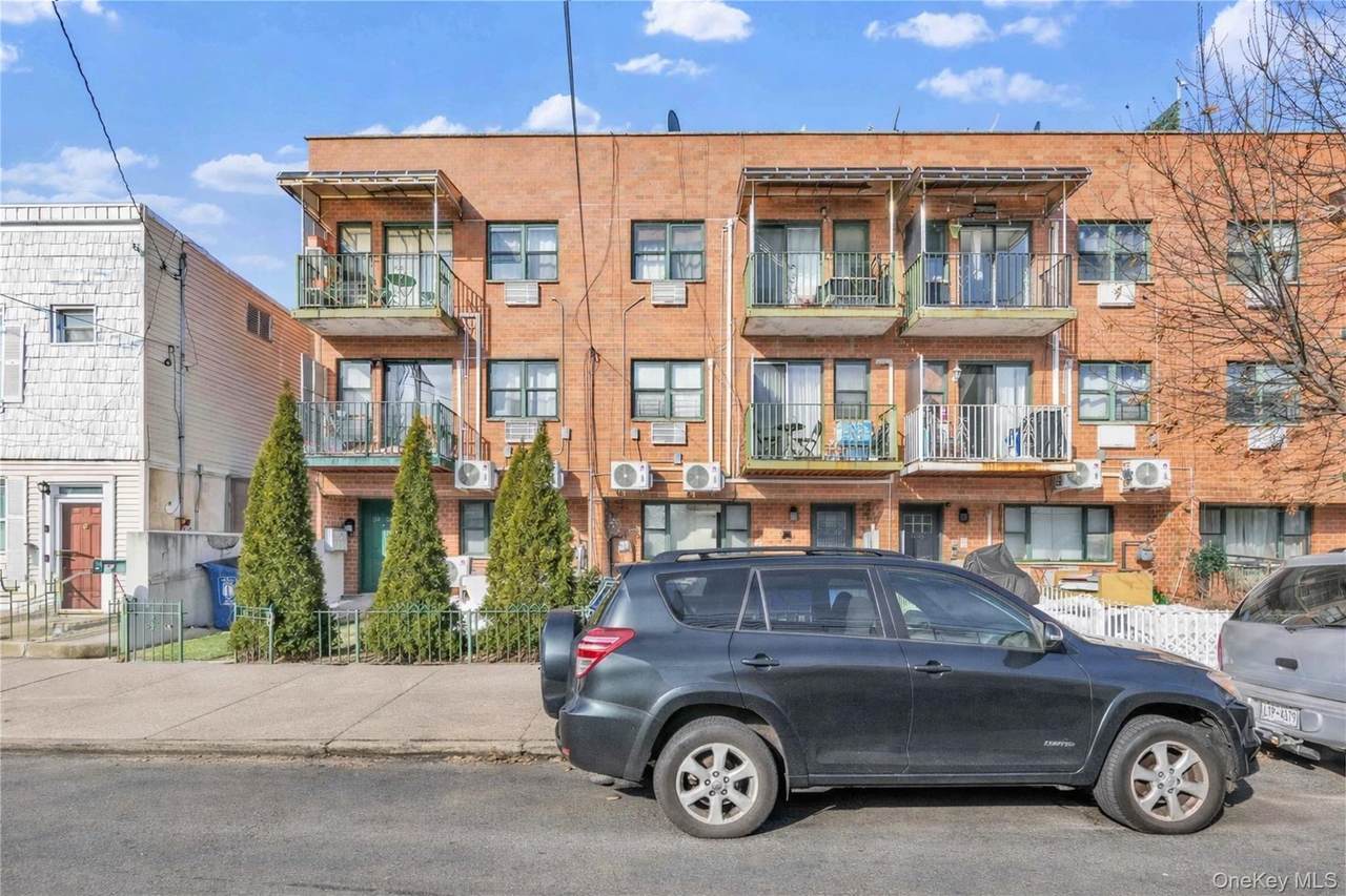 34-46 10th Street - Photo 1