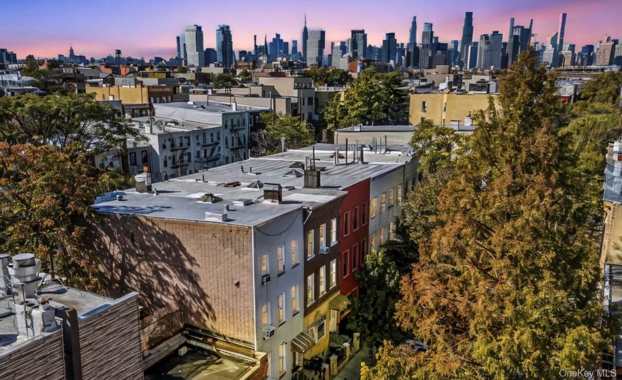 37 Jewel Street - Photo 1