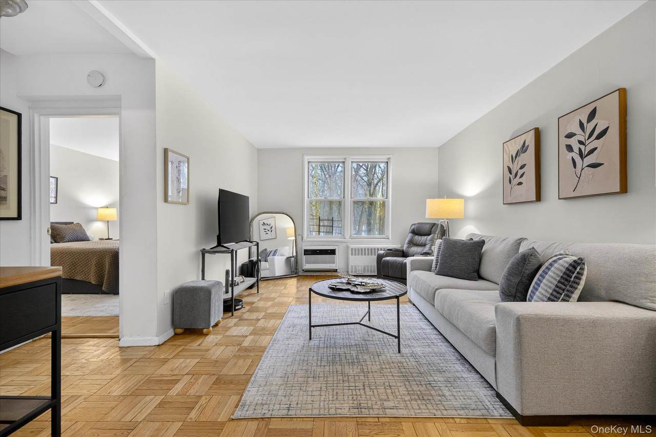 6535 Broadway - Photo 1