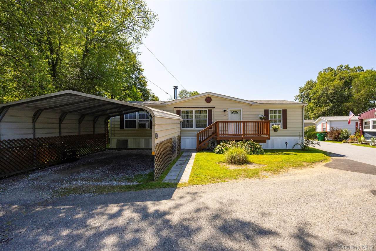 42 Feller Court - Photo 1