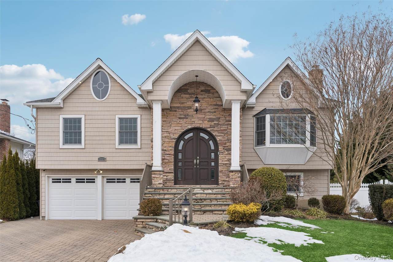 1827 Glenn Lane - Photo 1