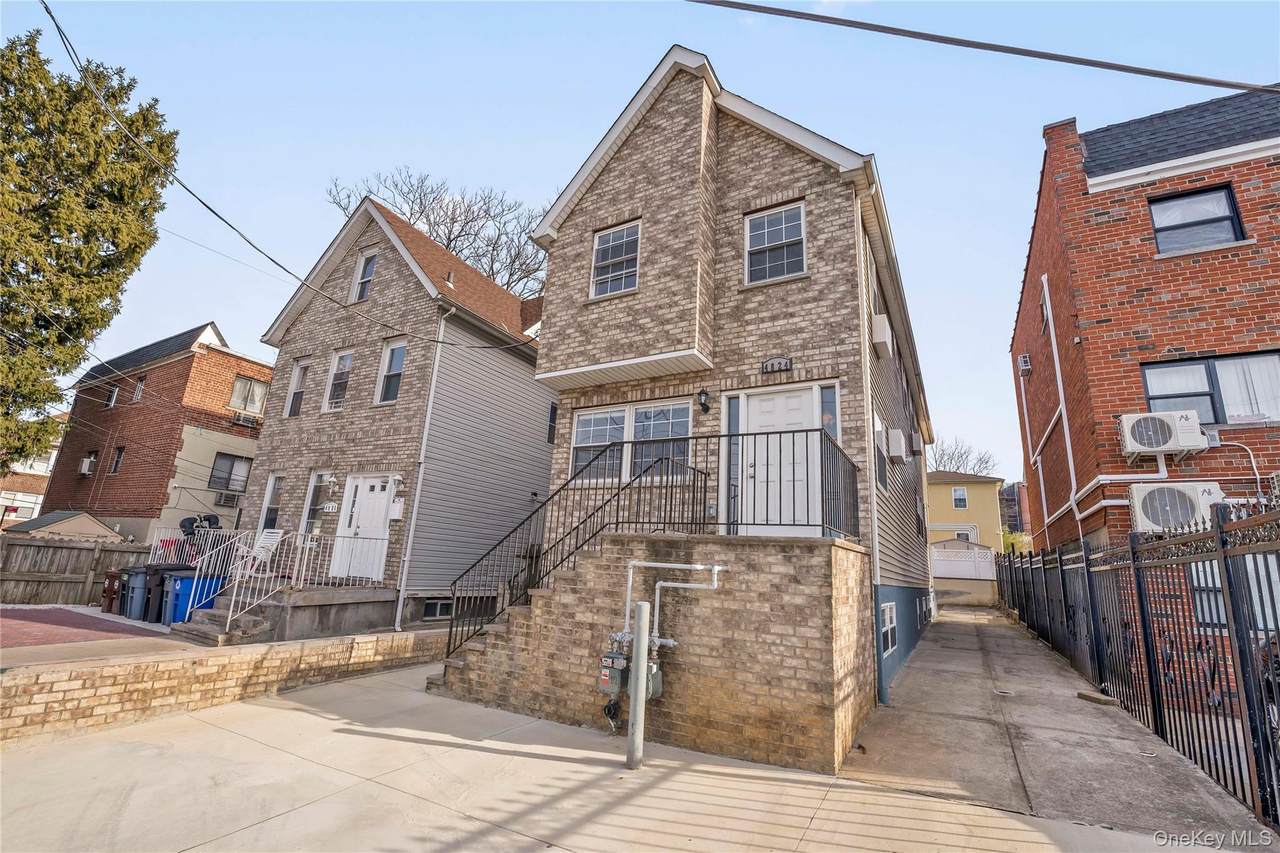 4824 Robertson Street - Photo 1