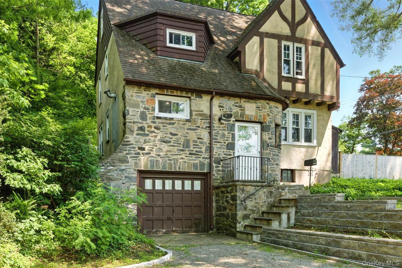 1 Kennedy Place - Photo 1