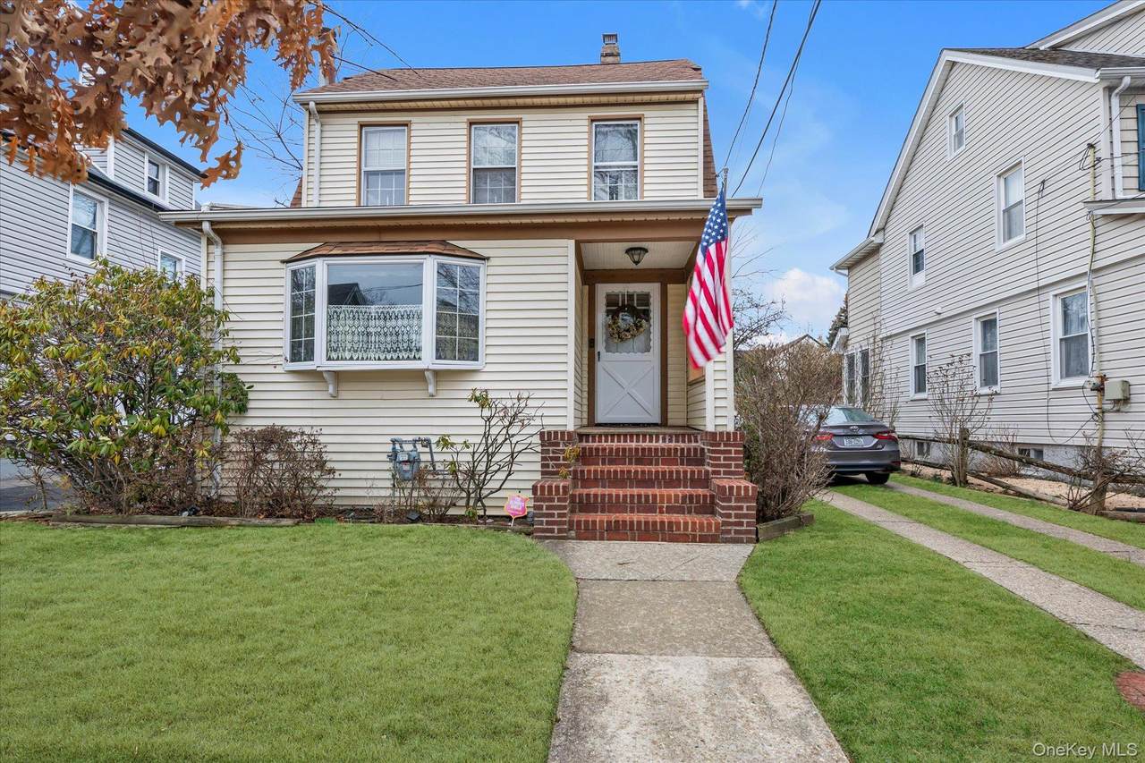 13 Everett Street - Photo 1